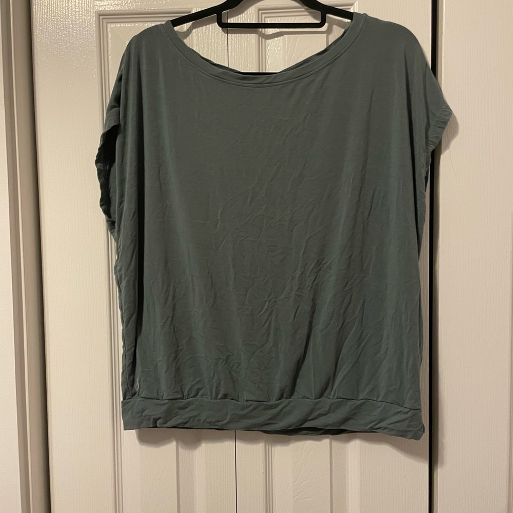 P'tula Slate Short Sleeve Tee